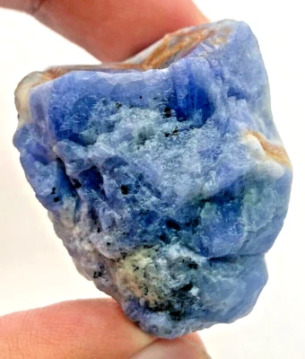 273CT. Rough Blue Sapphire Top Colors Natural Untreated 100% - Image 1 of 3