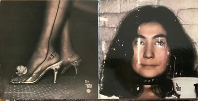 Yoko Ono Fly Apple 3380 with Poster - Imagem 1 de 4