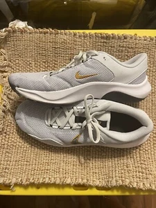Nike Legend Essential 3 Next Nature Men's Workout Shoes Grey/White 10.5 (DM1120) - Picture 1 of 5