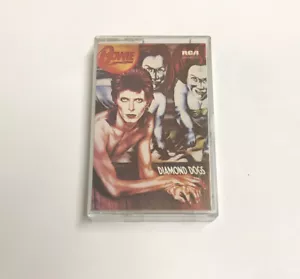 DAVID BOWIE - DIAMOND DOGS - INTK 5068 (NK 13889) - UK REISSUE - CS4 - Picture 1 of 3