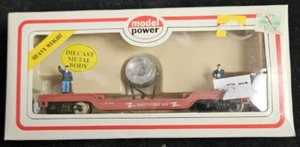 Model Power HO Scale 40’ Depressed Center Flat with Safety Search Light - Picture 1 of 14