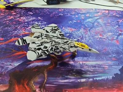 Transformers 3 Dark of the Moon Starscream Deluxe Mech Tech Hasbro Action Figure - Image 1 of 4