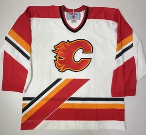 VTG CCM Calgary Flames Pedestal Air Knit Hockey Jersey Medium White Maska EUC - Picture 1 of 11
