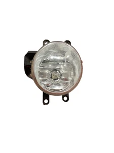Toyota Hilux FOG LIGHT ASSEMBLY Passenger's Side LH 2016-2023 H16 Clear P/N 1000 - Picture 1 of 13