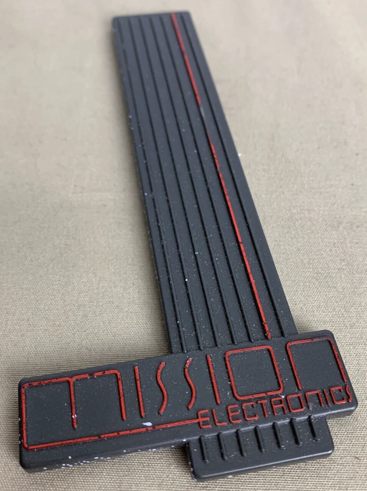 MISSION SPEAKER BADGE VINTAGE ORIGINAL - Изображение 1 из 3
