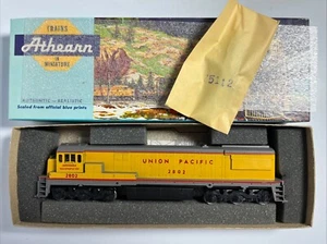 Athearn HO Scale 3422 Union Pacific U28C Diesel Powered Locomotive 2802 (Tested) - Picture 1 of 7