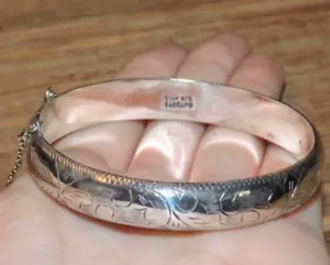 VTG Siam Sterling Silver 925 Etched Scroll Hinged Bangle Bracelet w/Safety Chain - Picture 1 of 10