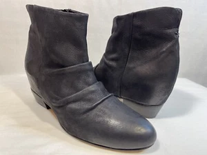 ALDO Women’s BLACK Leather Ankle Zip Boots Ruched Low Heel Booties Size 11 M US - Picture 1 of 11