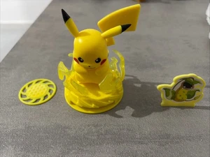 PIKACHU/SNORLAX/JIGGLYPUFF/DEDENNE SORPRESA KINDER 150gr POKEMON 2025 - Foto 1 di 4
