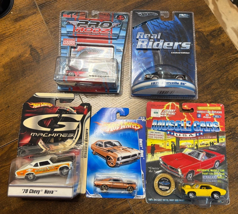 2009 Die Cast Hot Wheels Ages 3 Ferrari F430 Spider