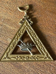 Old Metal Sentinel Order of the Eastern Star Masonic Officer Pendant W. Esther - Picture 1 of 7