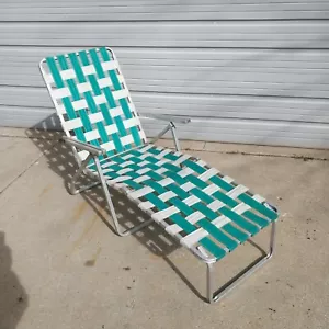 Vintage Webbed Aluminum Square Tube Folding Chaise Lounge Lawn Chair Green White - Picture 1 of 10