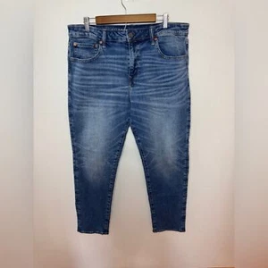 BNWT W36xL32 American Eagle Blue Move-free Athletic Fit Jeans - Picture 1 of 11