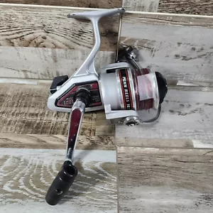 Vintage Fishing Reel. Penn 105C, Gear ratio 4.1:1. Ball bearing with Line - Picture 1 of 12