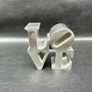 Vintage 70’s Robert Indiana LOVE Sculpture Silver Metal Paperweight Pop Art MCM - Picture 1 of 6