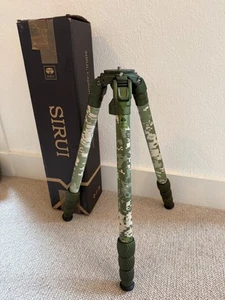 Sirui CT-3204 carbon fibre tripod - camo, never used - Picture 1 of 10