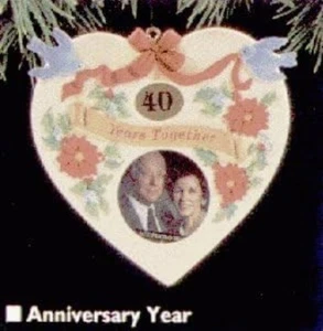 Hallmark Ornament Anniversary Year Personalized Photo Holder QX5819 1995 - Picture 1 of 1
