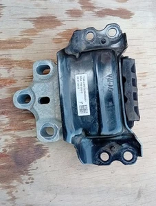 VOLKSWAGEN TIGUAN ENGINE MOUNT BRACKET SUPPORT 5QA199555C - Picture 1 of 6