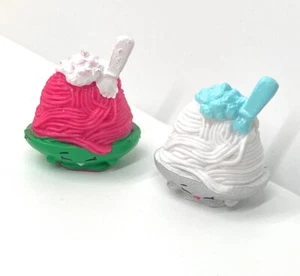 New Shopkins Holiday Christmas Exclusive Bauble Netti Spaghetti Red & White - Picture 1 of 2