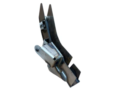 Jeep Wrangler TJ Rear Trailing Arm Mount 97-06| Left - Image 1 of 4