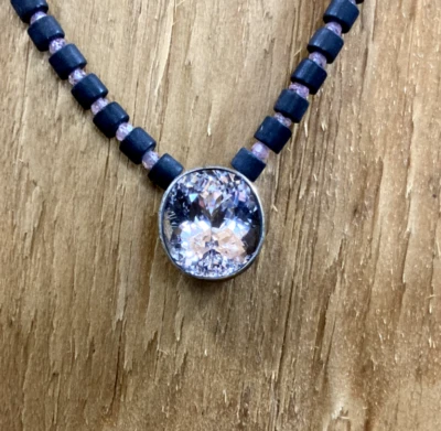 Collar de turmalina Mokume Gane Kuncita natural de oro de 18k/plata de ley Foto 1 de 4