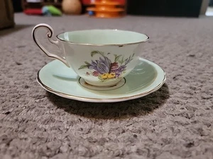Beautiful Victoria Bone China England Cup And Saucer - Bild 1 von 7