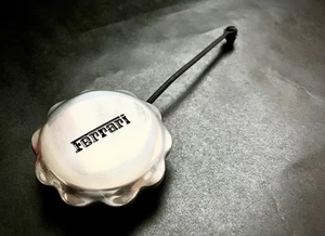 Tappo Olio Originale Ferrari. Nuovo, mai Usato, Perfetto. - Foto 1 di 3