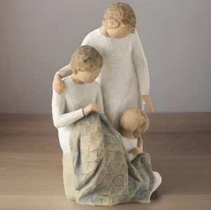 WILLOW TREE Figurine Generations 2005 Susan Lordi Hand Carved & Painted Wood - Picture 1 of 9
