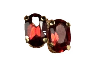 Brincos de ouro amarelo com pedra de nascimento de julho rubi 14k - Imagem 1 de 4