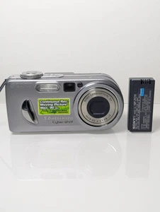 Sony Cybershot DSC-P10 5.0MP Digital Camera (Tested Working)  - Picture 1 of 7