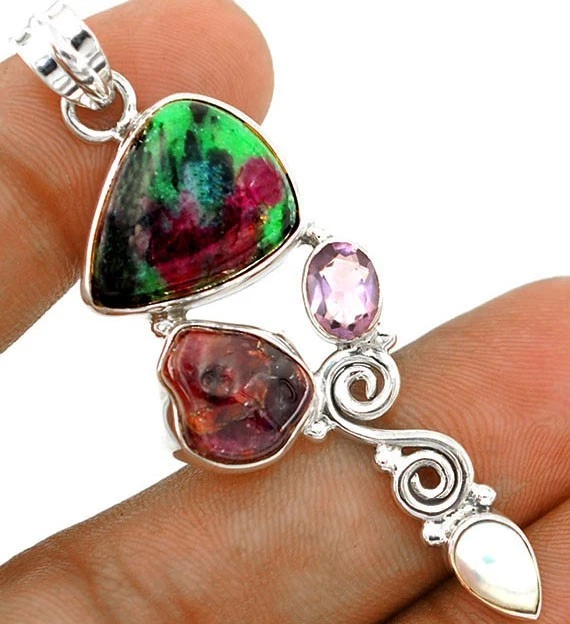 Natural Ruby In Zoisite & Pearl 925 Solid Sterling Silver Pendant @19-8 - Image 1 of 1