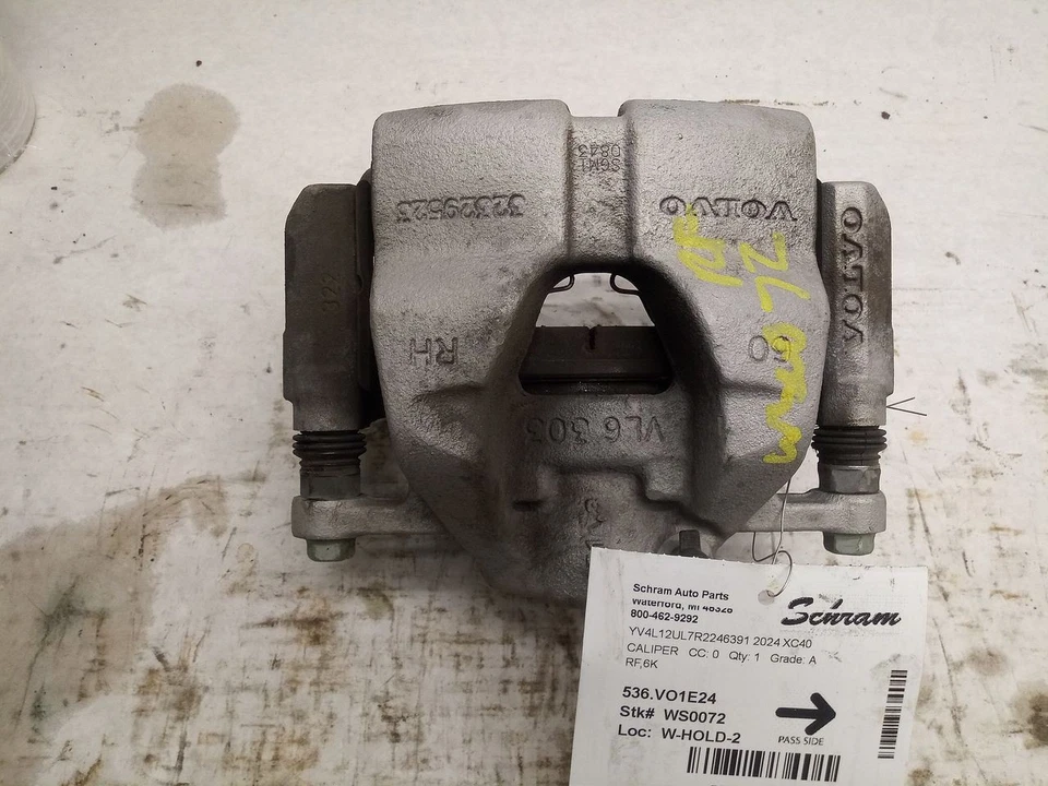 Pinza delantera derecha pasajero para Volvo XC40 2024 2986192 Foto 1 de 4