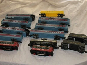 Lot of (13) LIONEL Train Cars ~ POLAR EXPRESS ~Trolley Co. O Scale ~Passenger - Picture 1 of 24