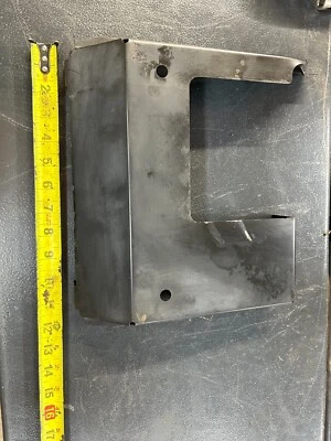 Теплозащитный экран глушителя John Deere LT155 #M150591 - Изображение 1 из 4