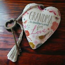 Art Hearts Grandma Is Another Word For Love Heart R Jones Key Stand Demdaco
