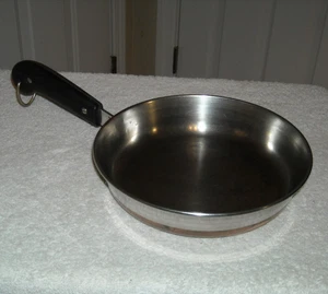 1801 Revere Ware 8" acero inoxidable fondo de cobre, sartén, sartén anterior a 1968 EE. UU. - Imagen 1 de 8