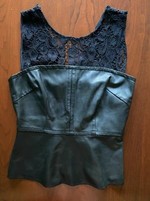 NWT, Trina Turk Black Leather and Lace Top, Size 2 Foto 1 de 4