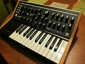 Moog Subsequent 25 analog synthesizer