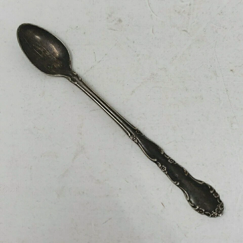 Mini cucharadita de té helado de repuesto Rogers Oneida Silverware 1881  Foto 1 de 4