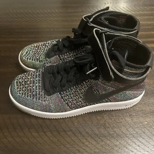 Nike Air Force 'Mehrfarbig 817420-601 Herren Schuhe Größe 9,5 - Bild 1 von 9