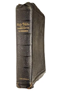 Antique Holy Bible Self Pronouncing Teacher’s Edition Concordia St Louis 1923  - Imagen 1 de 21