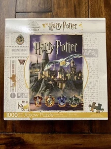 NIB Wizarding World Harry Potter 1000pcs Jigsaw Puzzle 20” x 28” Hogwarts Crests - Picture 1 of 6