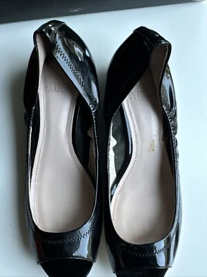 Vince Camuto Ryssa Open Toe Wedge Heel Shoes Women 9 Black Patent Leather Preppy - Image 1 of 4
