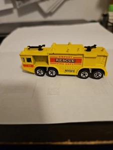 Hot Wheels Airport Rescue Fire Dept. Yellow 1979 Hong Kong - Picture 1 of 12