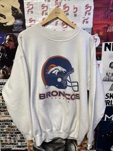 🔥🔥Vintage 90s NFL Denver Broncos Russell Athletic Crewneck Sweatshirt Size XL - Picture 1 of 4