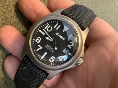 Часы мужские Momentum EMS Himalaya титановый корпус дата 38 мм пластиковый кристалл ЧИТАЙТЕ - Изображение 1 из 4