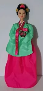 Mattel 2004 Dolls of the World Princess of the Korean Court Barbie - No Shoes - Picture 1 of 18