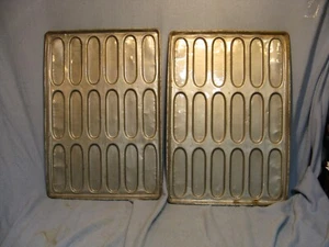 LOT OF 2 AMERICAN PAN 11-00 Chicago Metallic, Makes (18) Hogie/Hotdog Buns - Picture 1 of 17