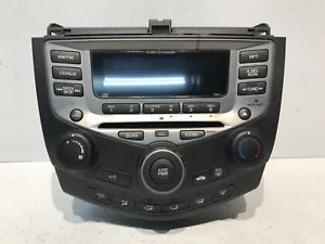 03-07 Honda ACCORD AM/FM Radio MP3 CD Player AC Climate Control DASH - Picture 1 of 8