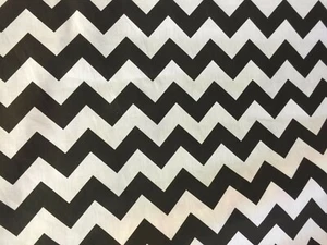 Sale!!! 5 Yards Black & White Zigzag Chevron Print Pattern Polycotton Fabric - Picture 1 of 4